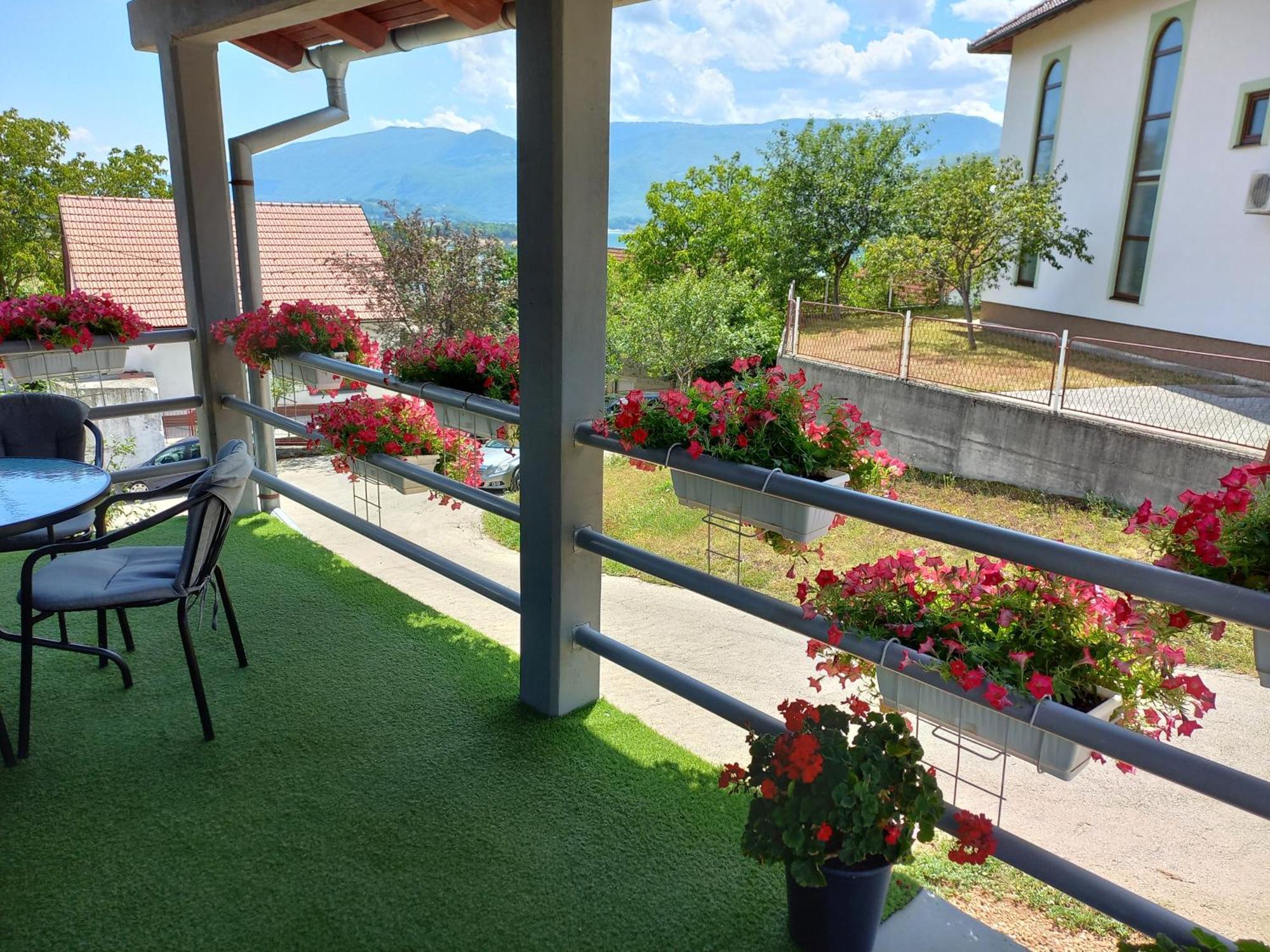 Apartman Konak Prozor 外观 照片